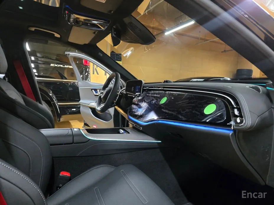 Фото 10 - Mercedes-Benz E-Class