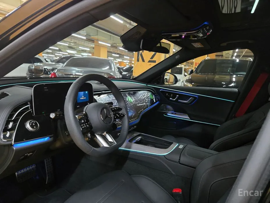 Фото 11 - Mercedes-Benz E-Class