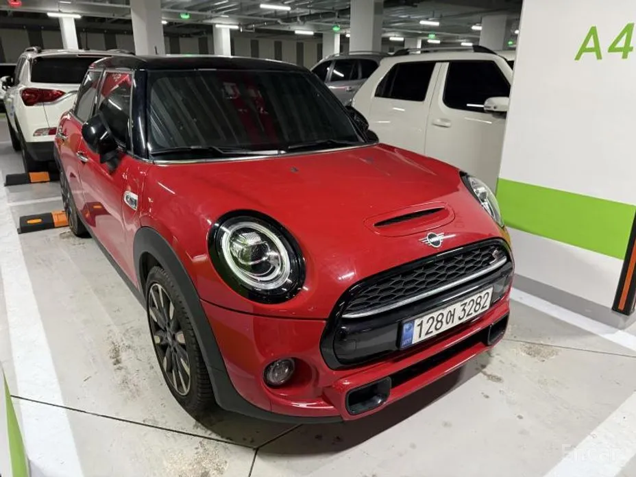 Фото 2 - Mini Cooper