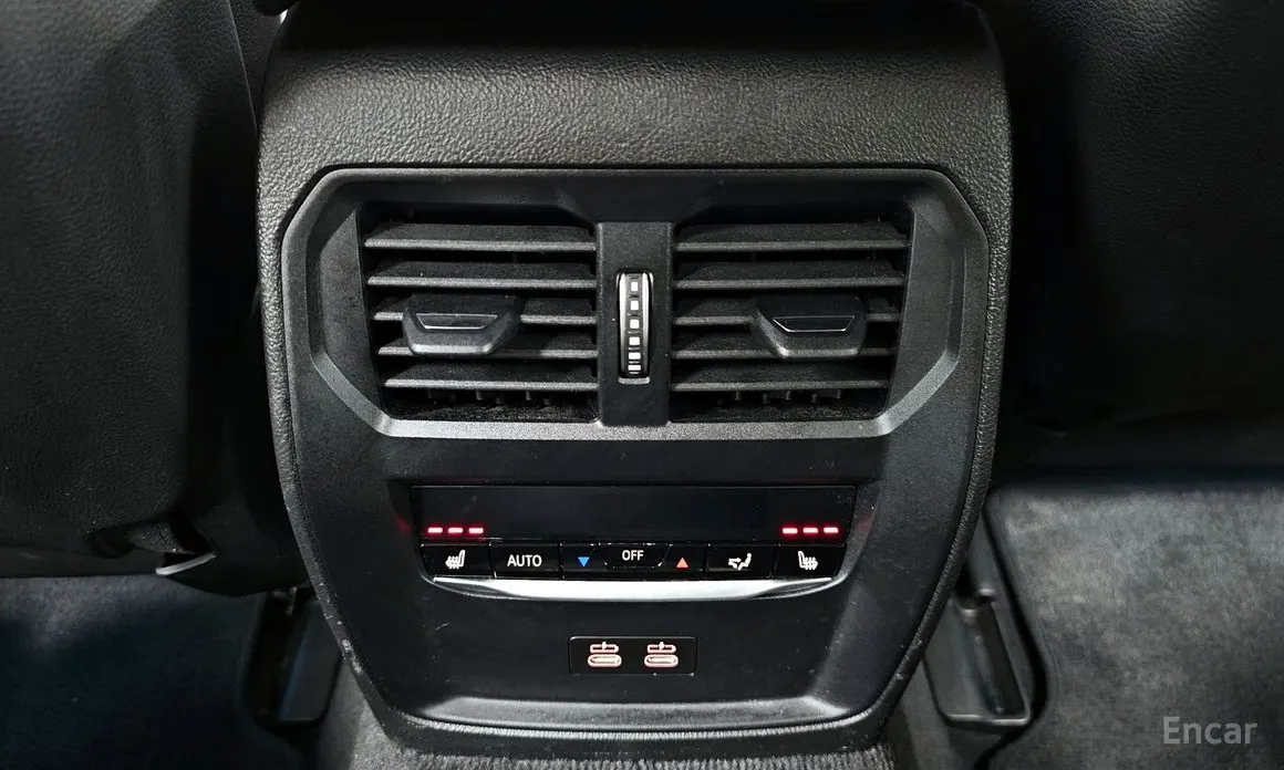 Фото 18 - BMW i4