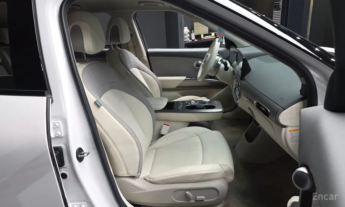 Фото 11 - Genesis GV60