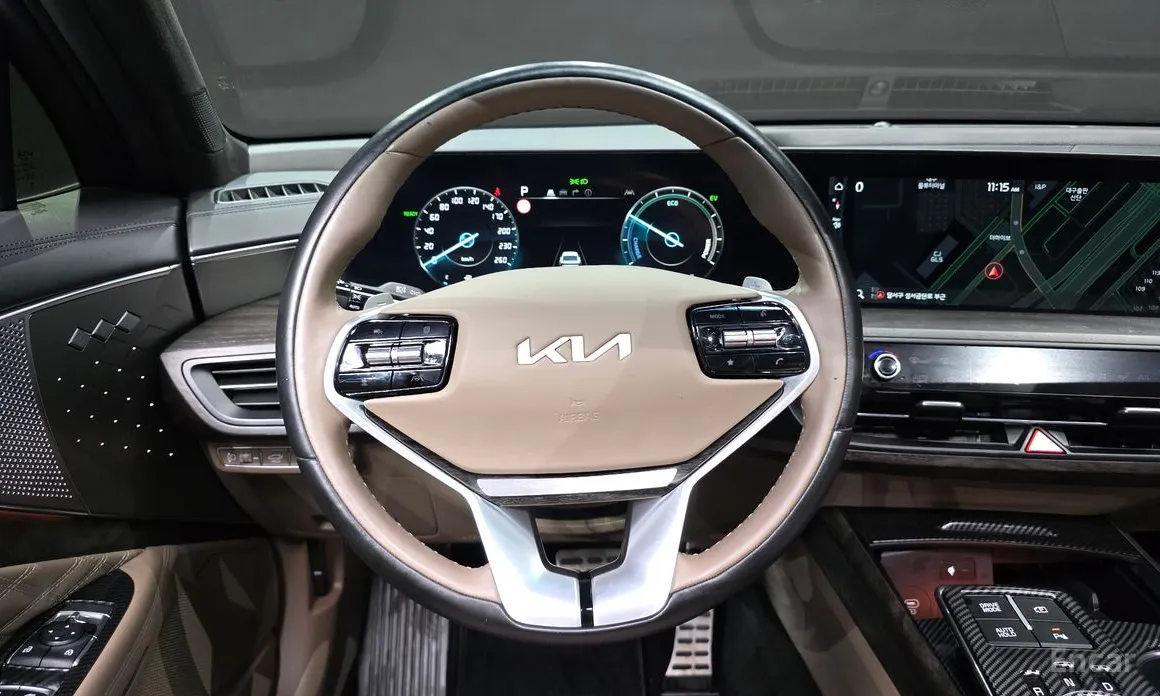 Фото 13 - Kia K8