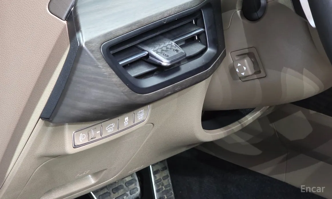 Фото 16 - Kia K8