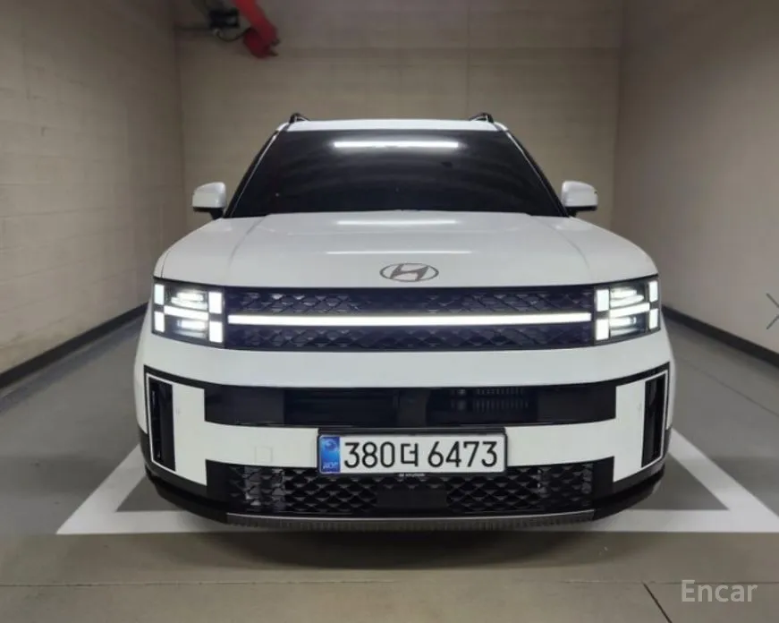 Фото 1 - Hyundai Santa Fe