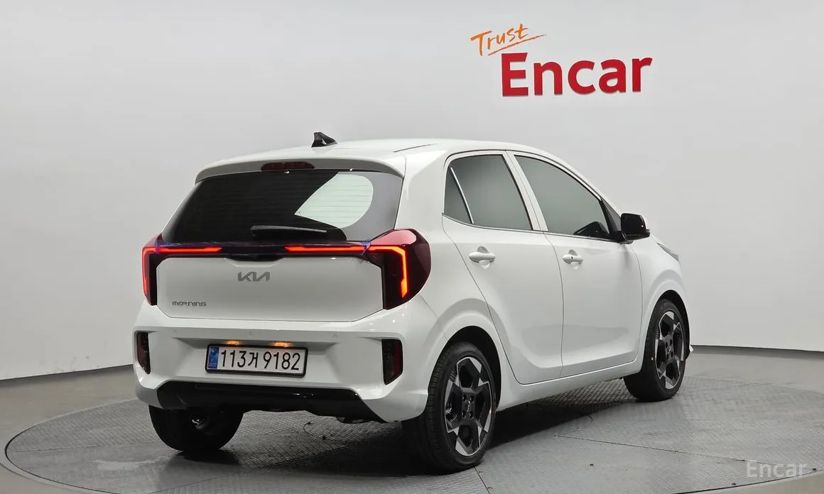 Фото 2 - Kia Morning