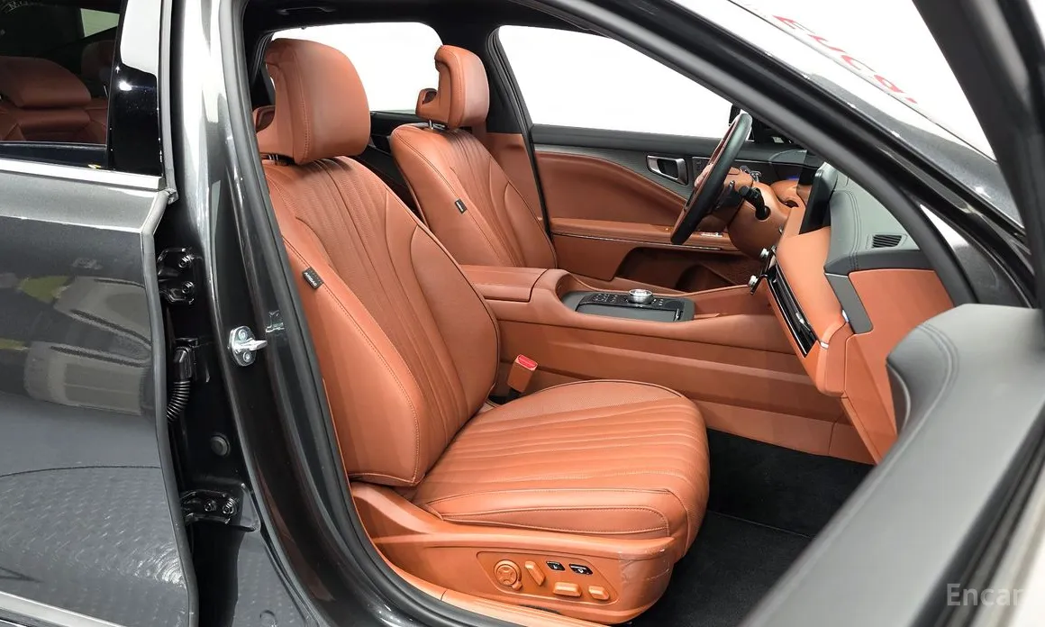 Фото 10 - Kia K8