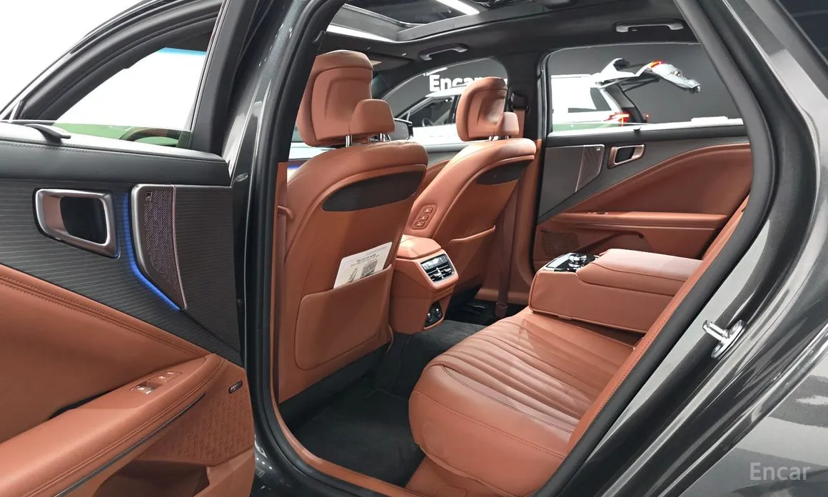 Фото 12 - Kia K8