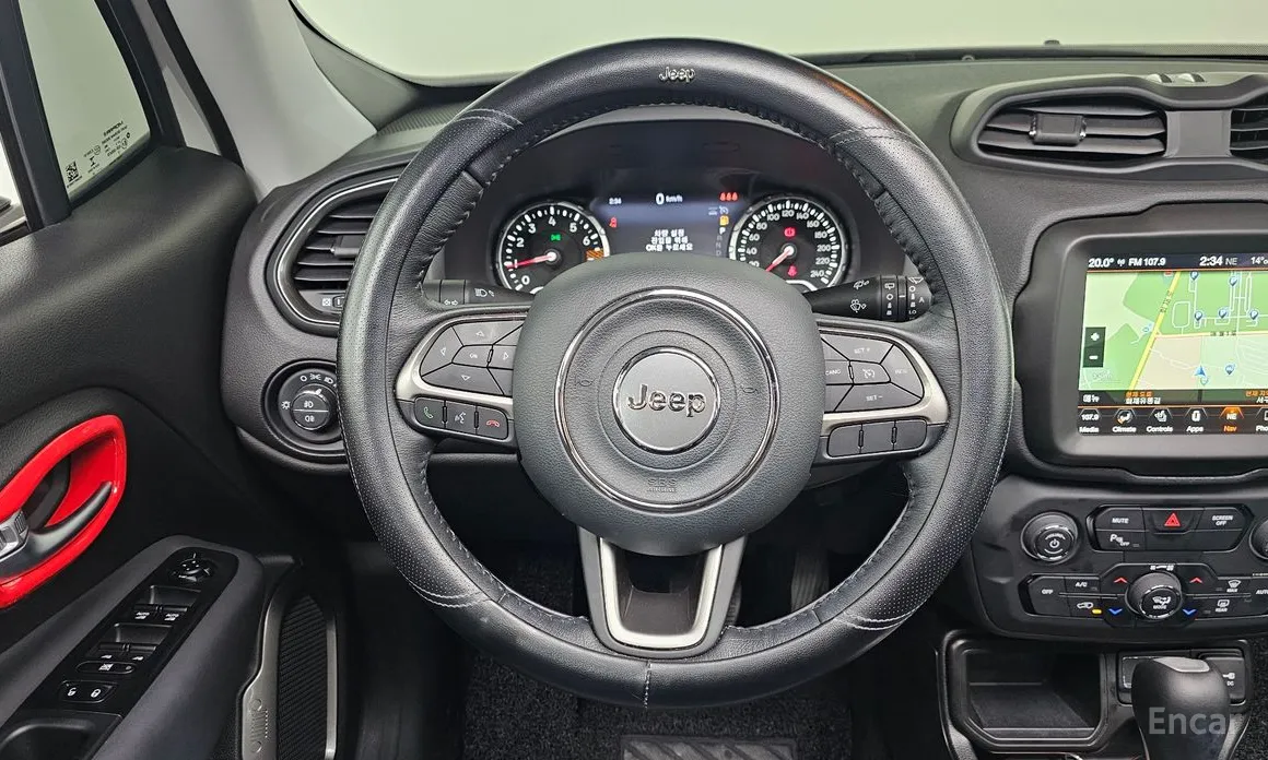 Фото 13 - Jeep Renegade