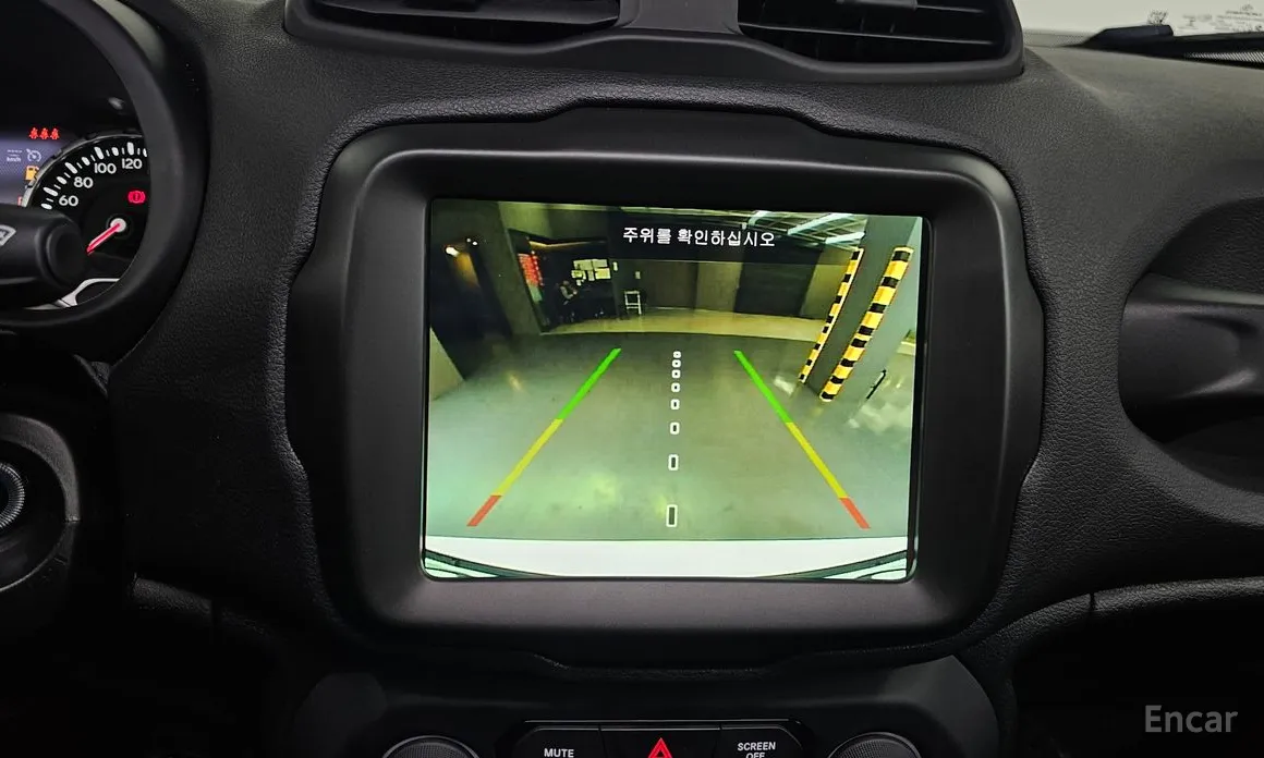 Фото 15 - Jeep Renegade