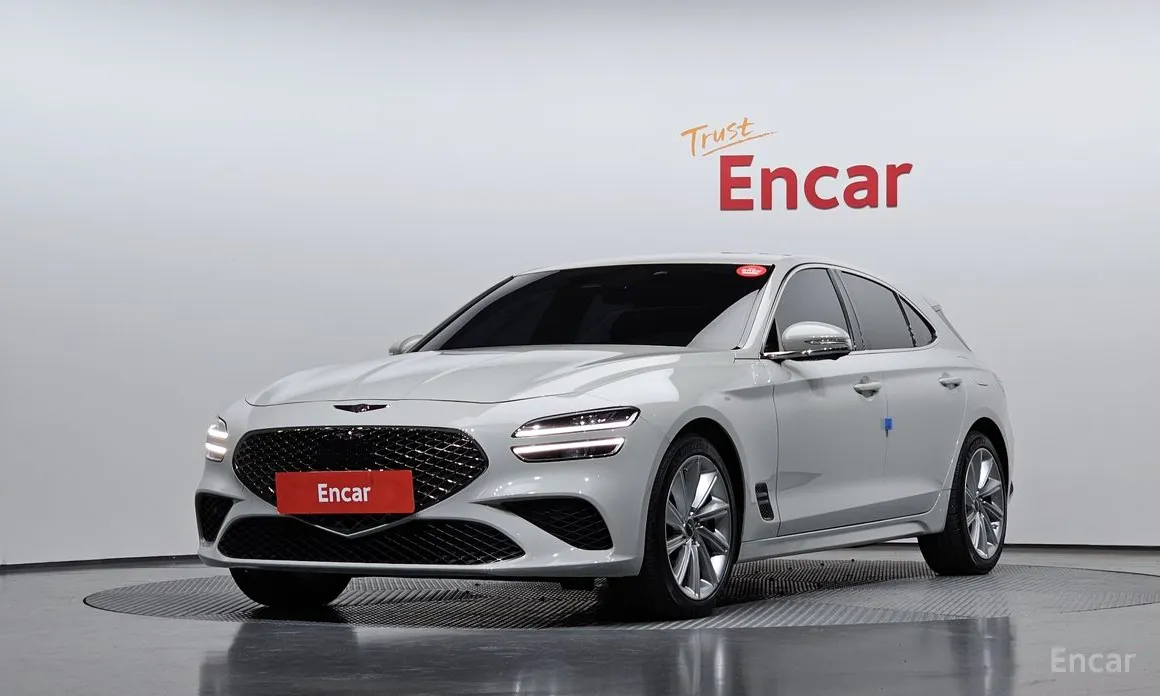 Фото 1 - Genesis G70