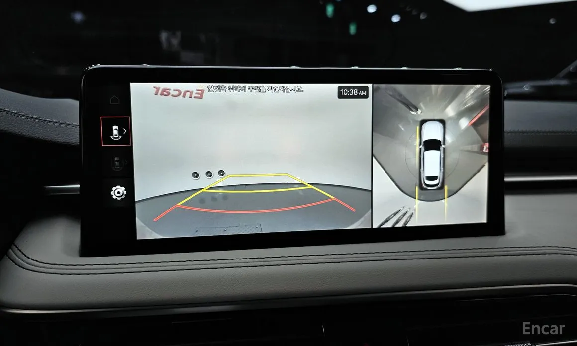 Фото 14 - Genesis G70