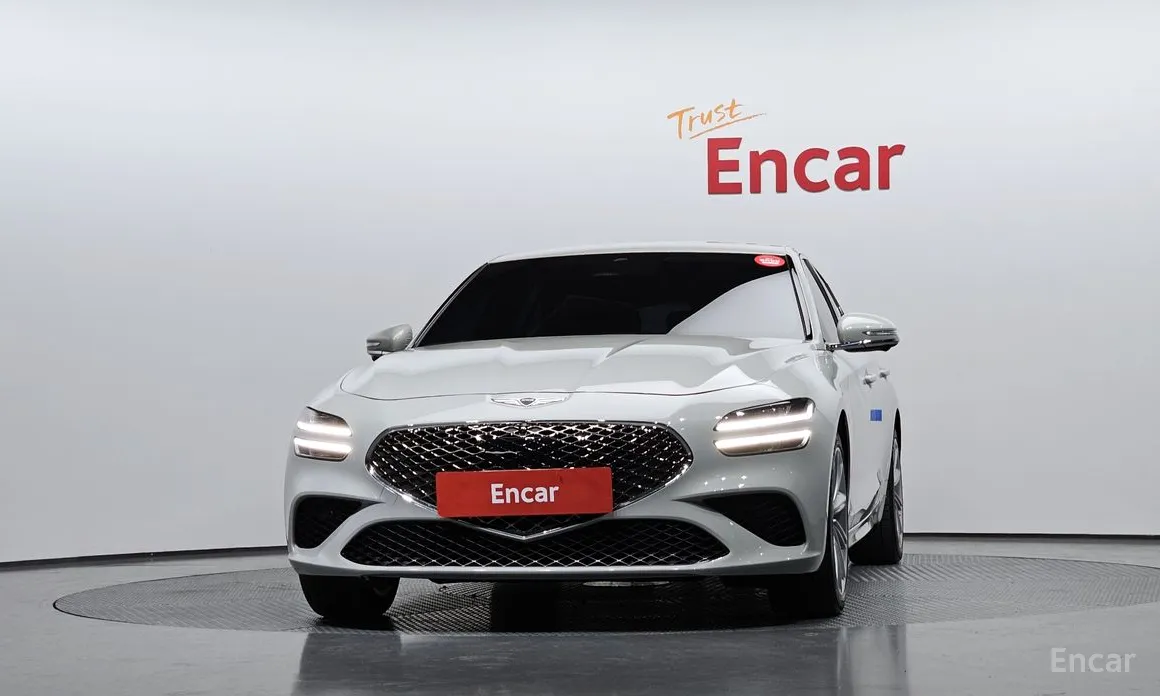 Фото 3 - Genesis G70