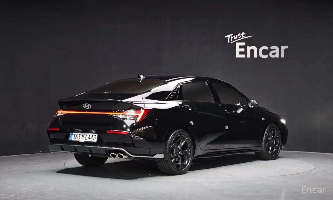 Photo 2 - Hyundai Avante