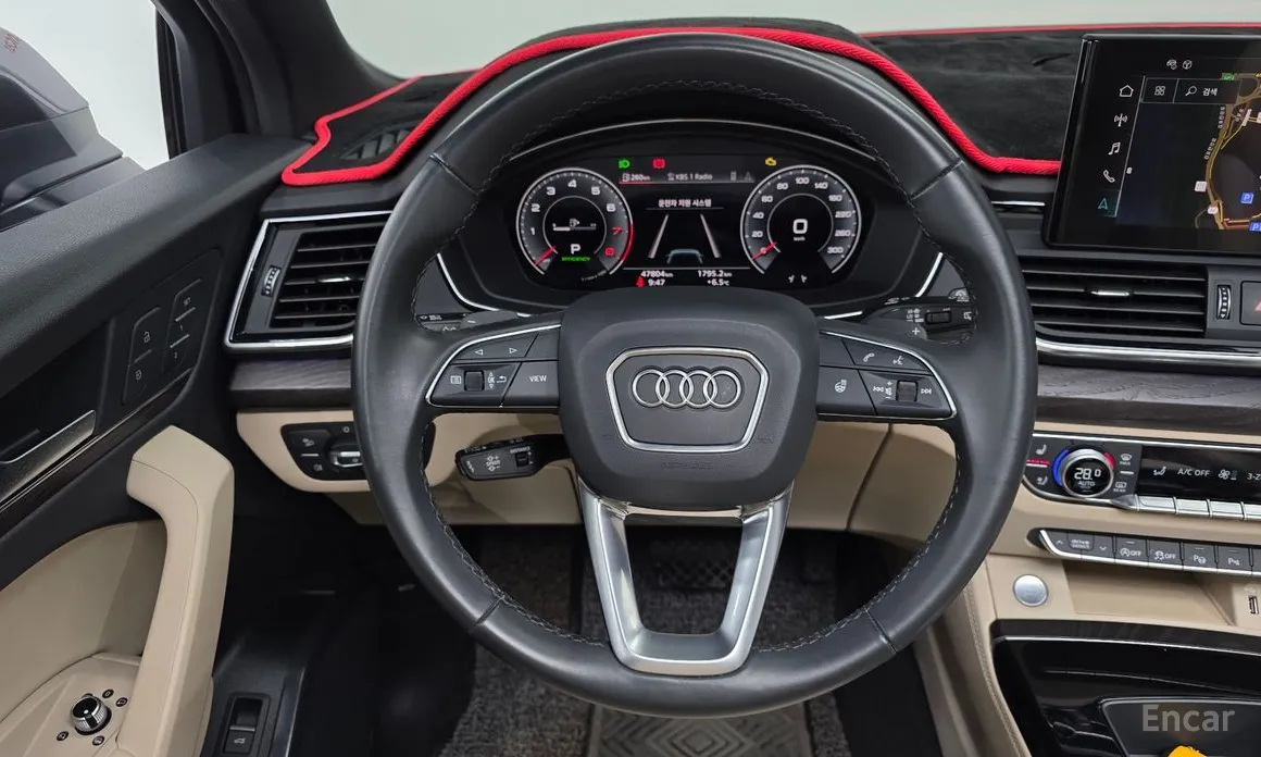 Фото 13 - Audi Q5