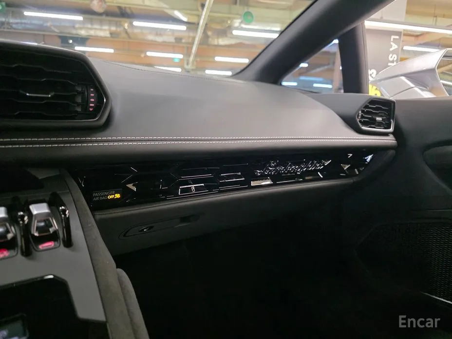 Фото 15 - Lamborghini Huracan