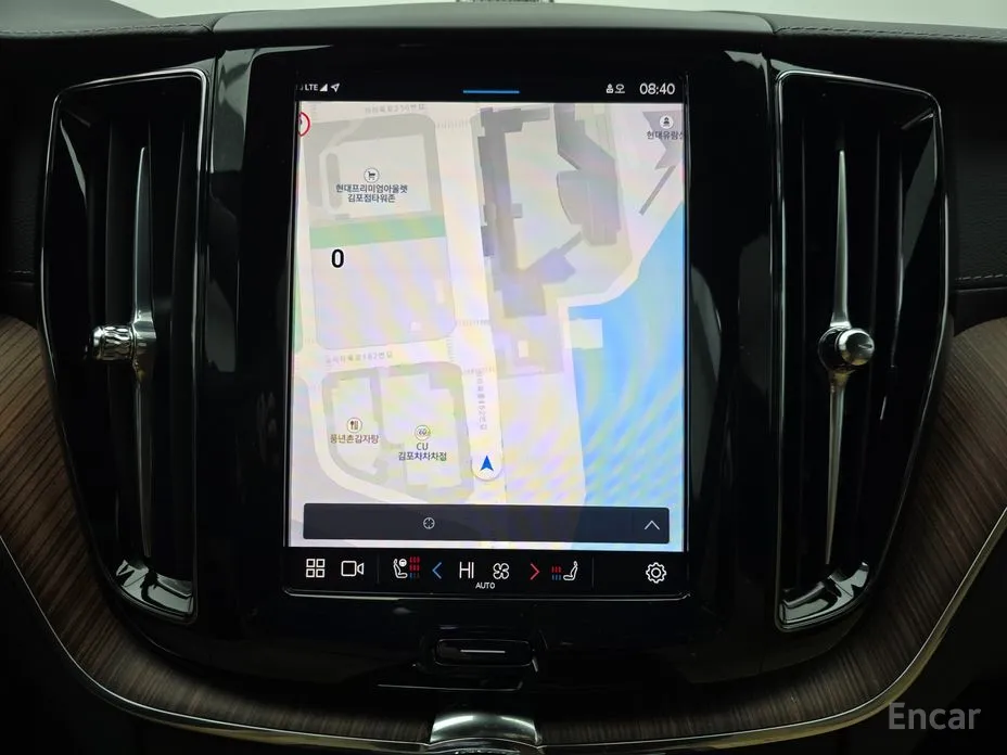 Фото 17 - Volvo XC60