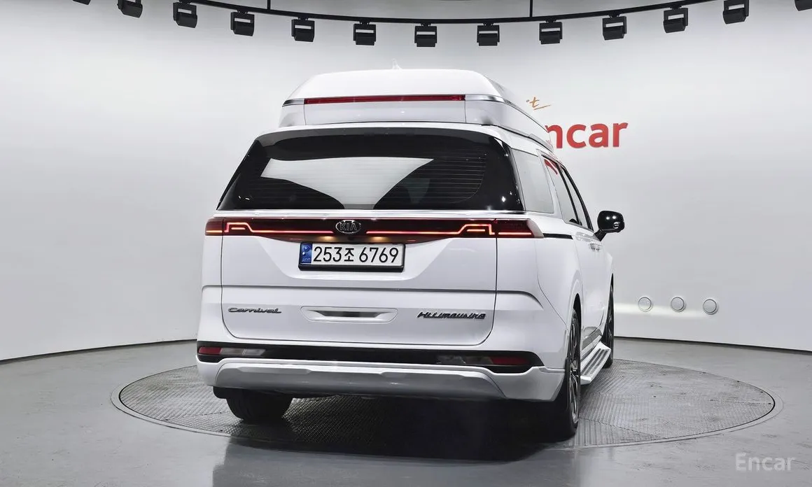 Фото 4 - Kia Carnival