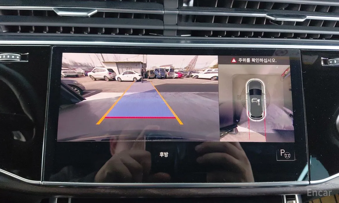 Фото 14 - Audi Q7