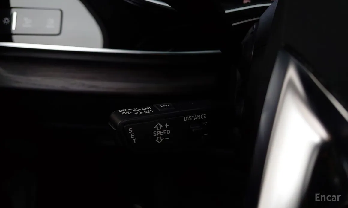 Фото 17 - Audi Q7