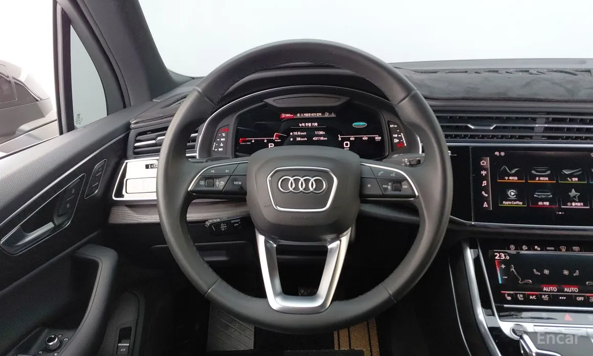 Фото 9 - Audi Q7