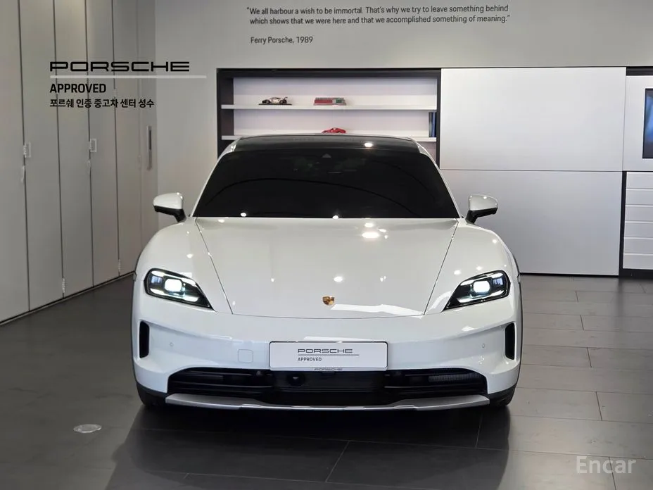 Фото 3 - Porsche Taycan