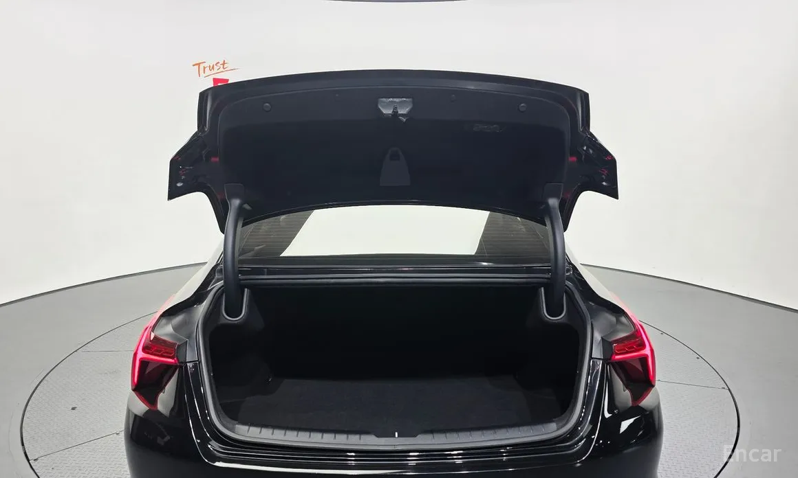 Фото 20 - Kia K8