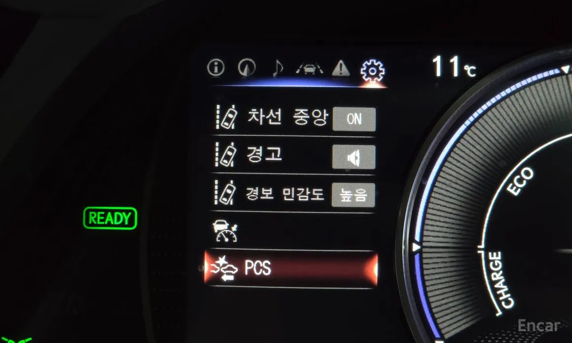 Фото 15 - Lexus ES