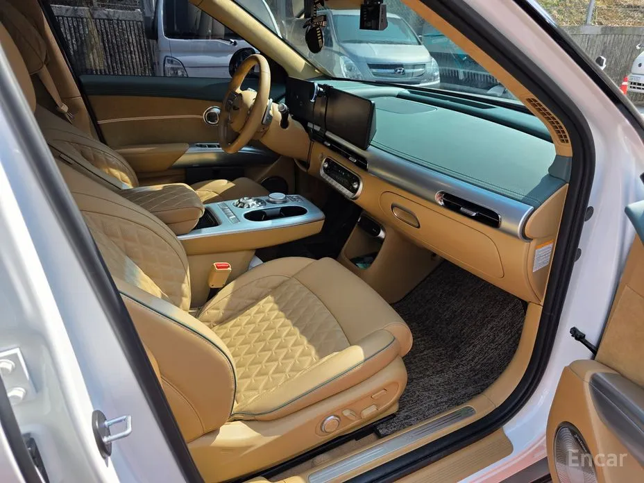 Фото 6 - Genesis GV60