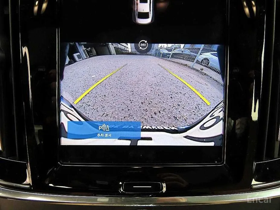 Фото 13 - Volvo S90