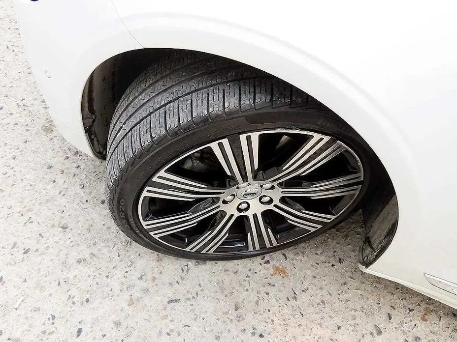 Фото 5 - Volvo S90