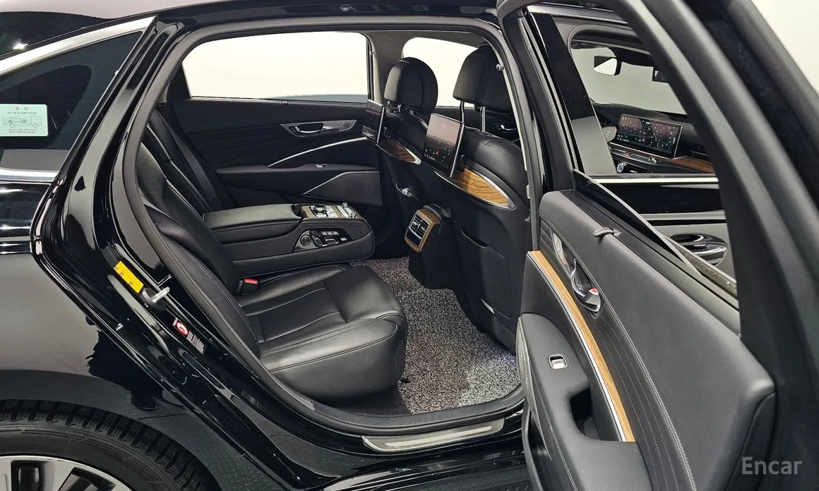 Фото 11 - Kia K9