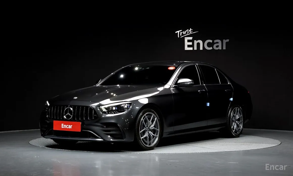 Фото 1 - Mercedes-Benz E-Class