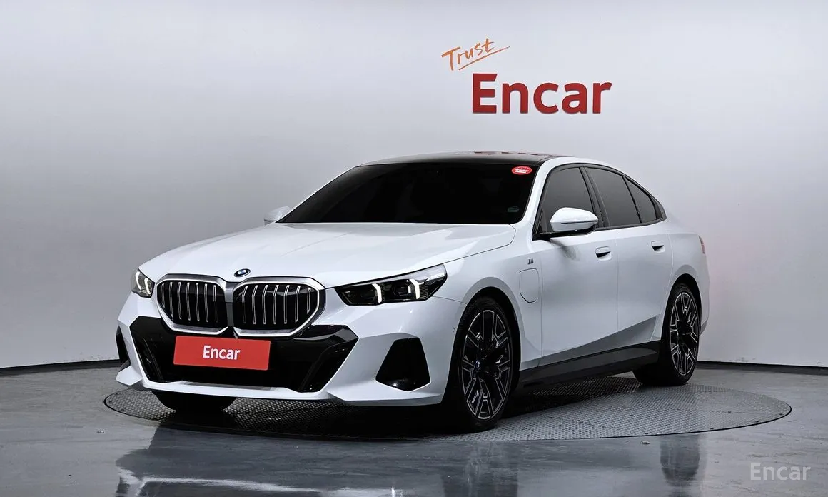 Фото 1 - BMW 5 Series