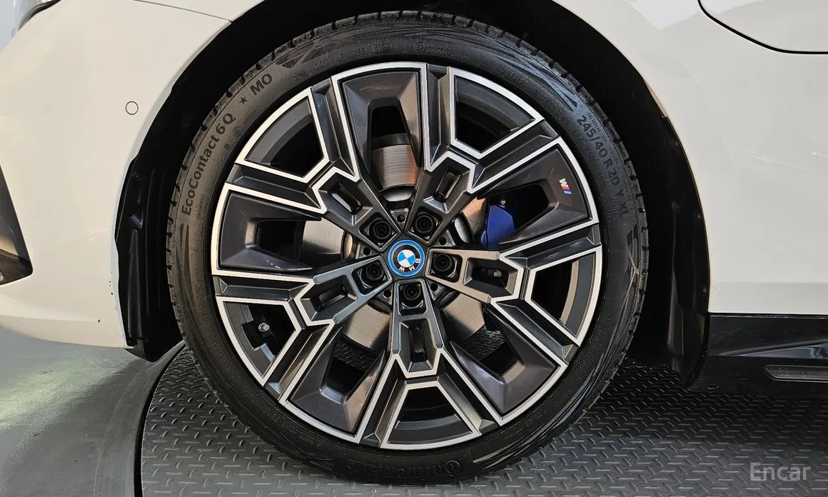 Фото 5 - BMW 5 Series