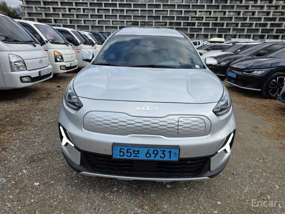 Фото 1 - Kia Niro