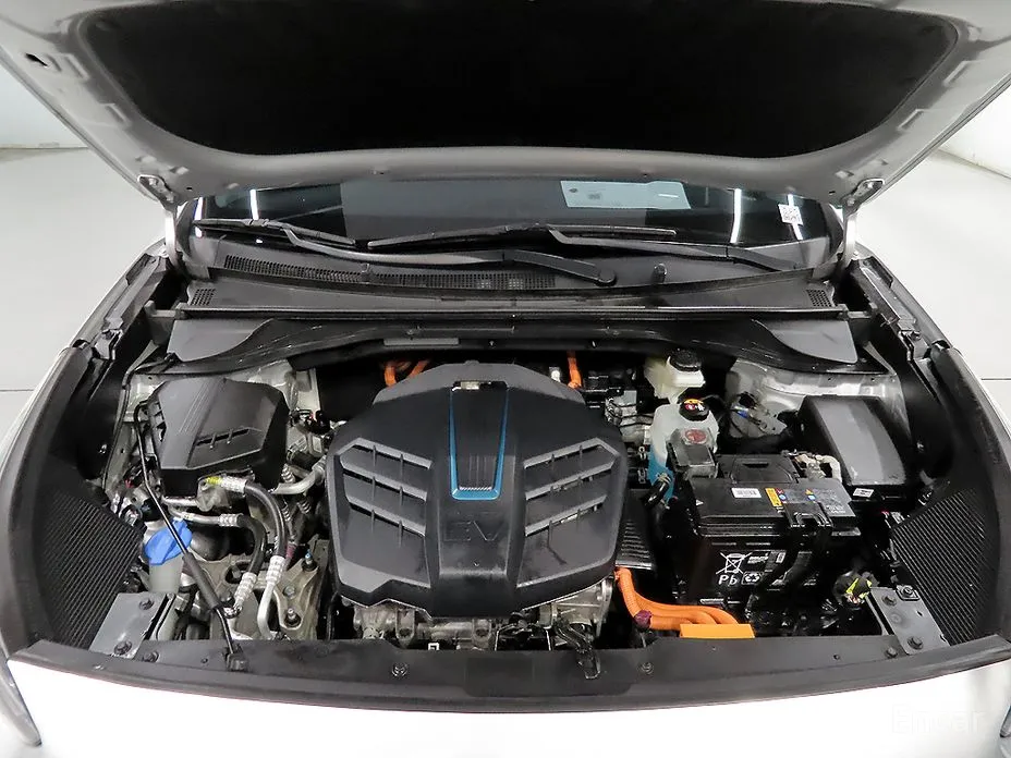 Фото 20 - Kia Niro