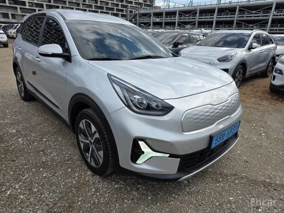 Фото 4 - Kia Niro