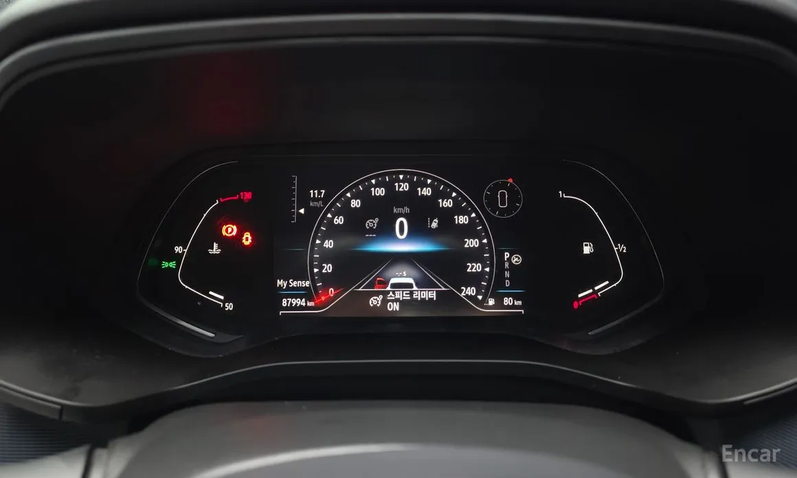 Фото 8 - Renault XM3