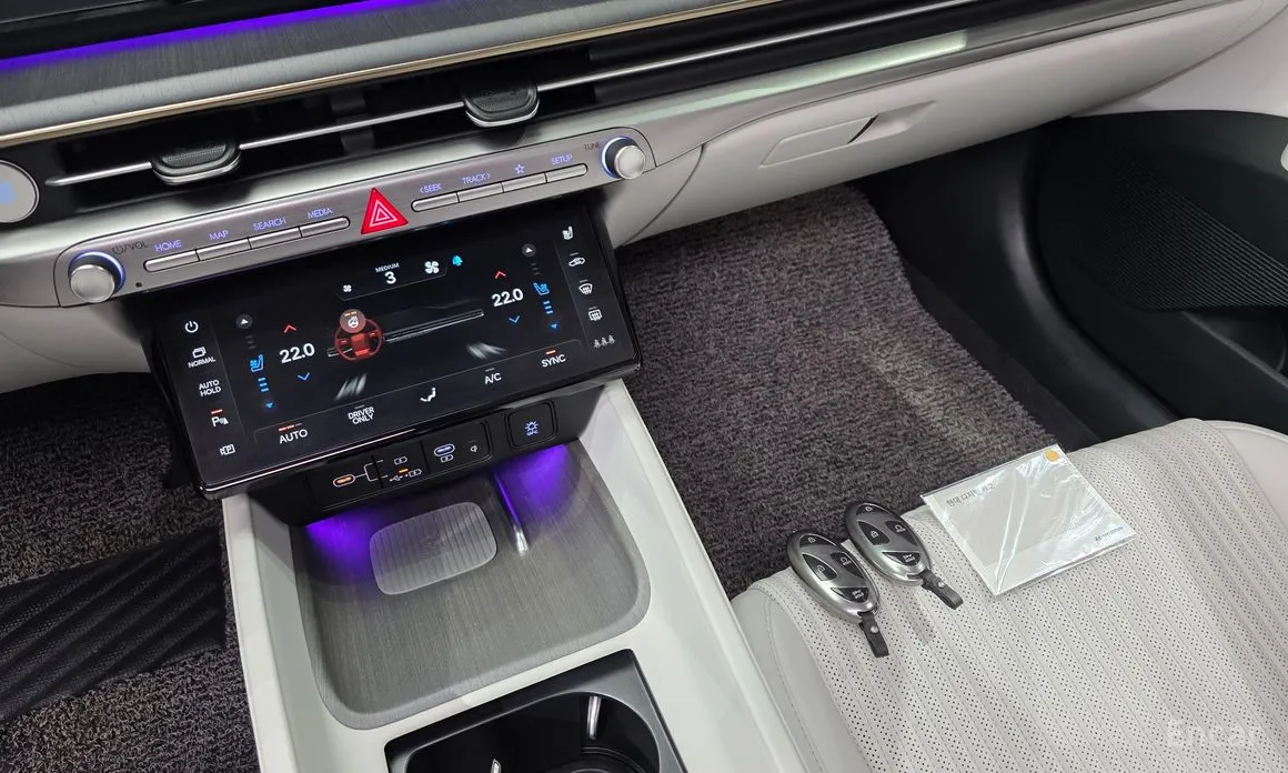 Фото 14 - Hyundai Grandeur