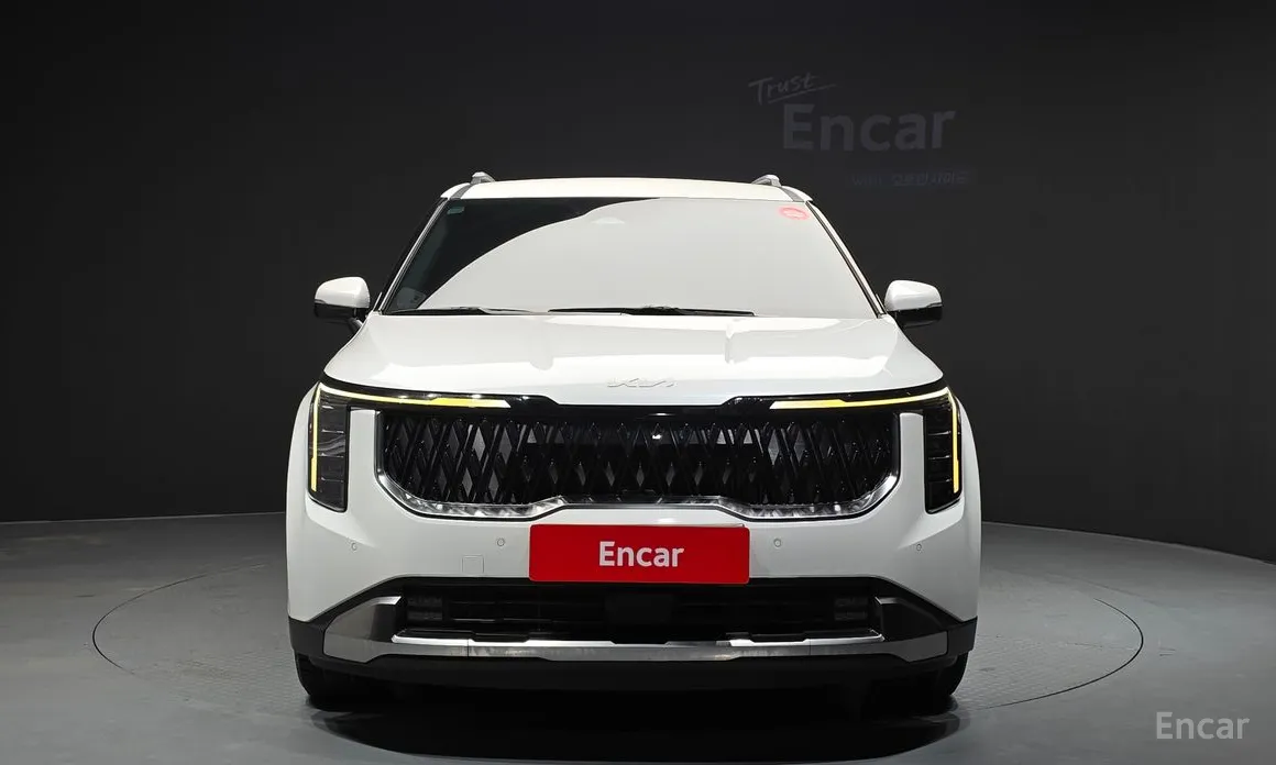 Фото 3 - Kia Carnival