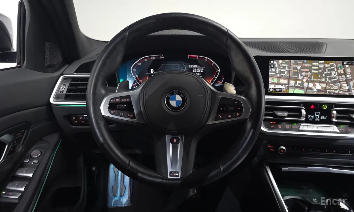 Photo 13 - BMW 3 Series