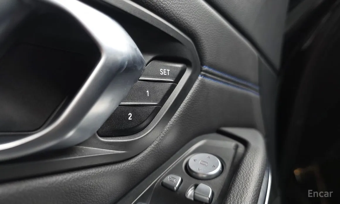 Photo 18 - BMW 3 Series