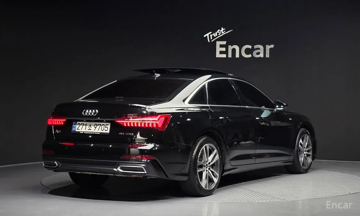 Фото 2 - Audi A6