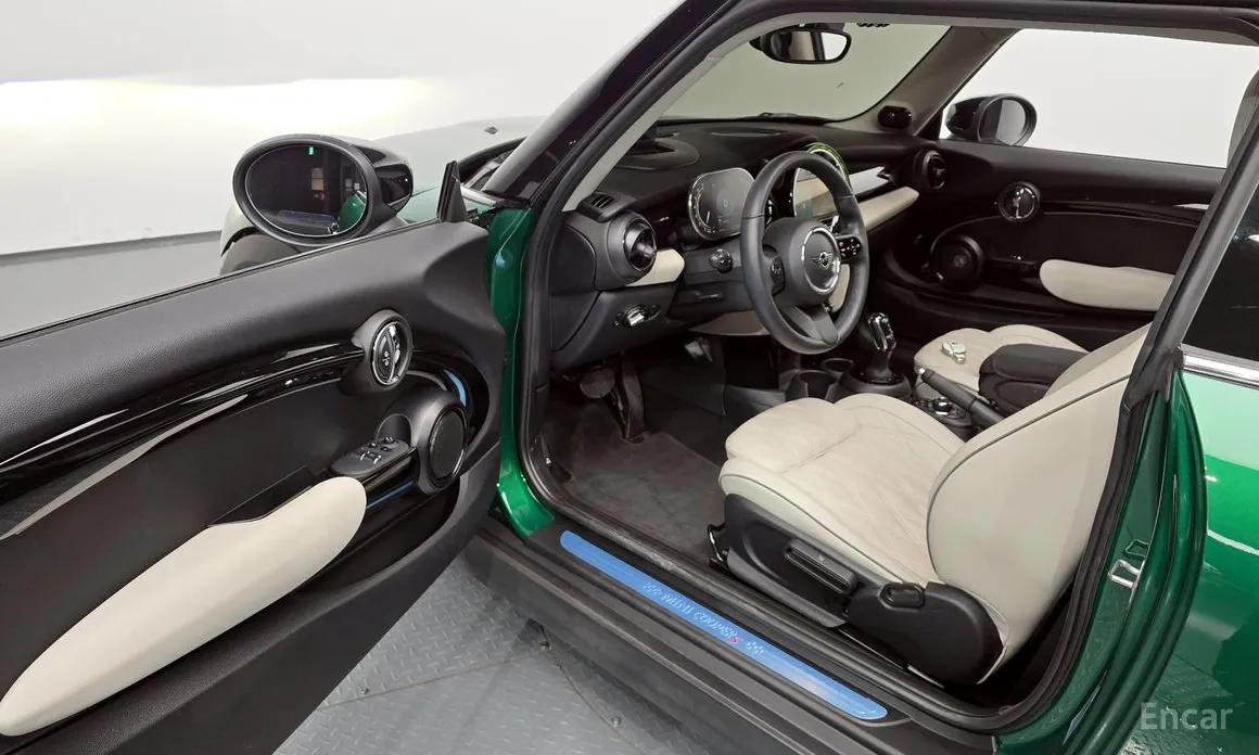 Фото 10 - Mini Cooper