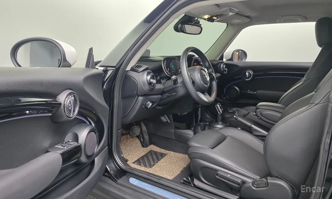 Фото 12 - Mini Cooper