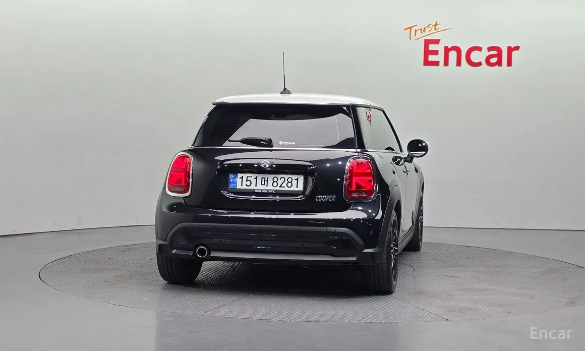 Фото 4 - Mini Cooper