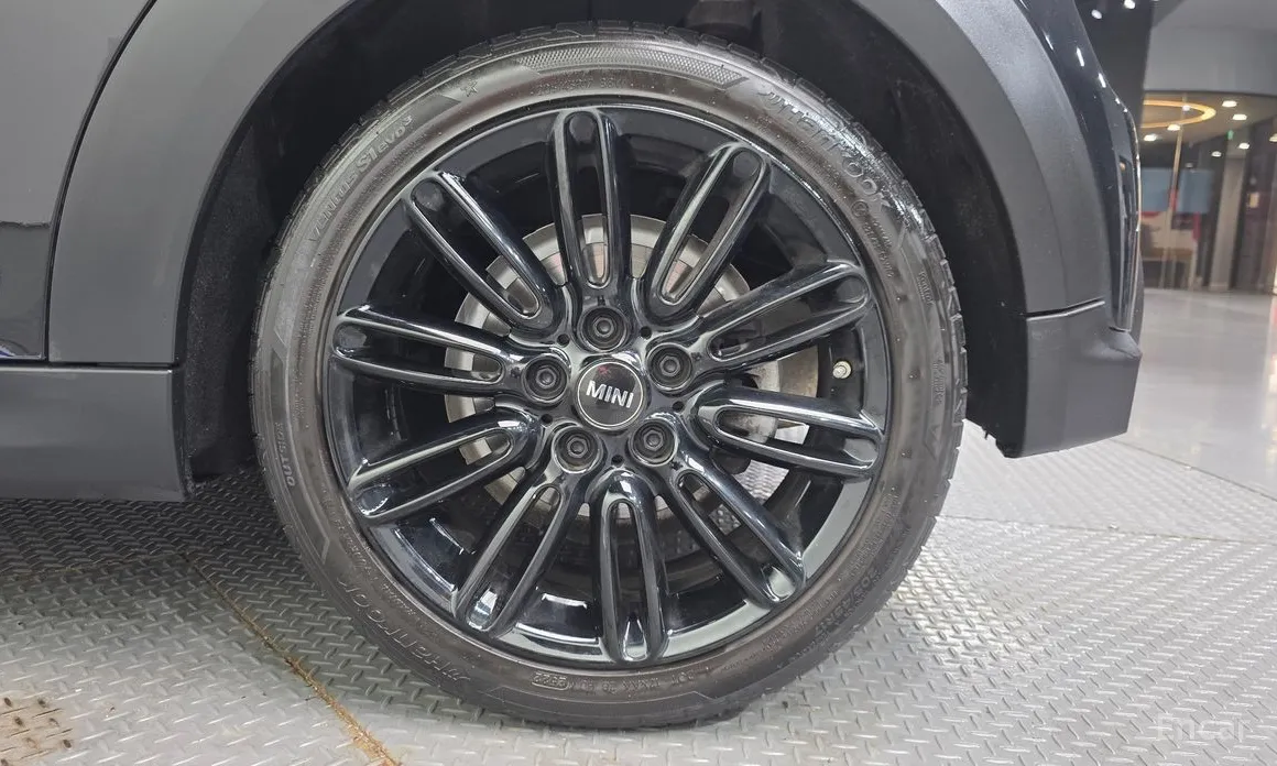 Фото 5 - Mini Cooper