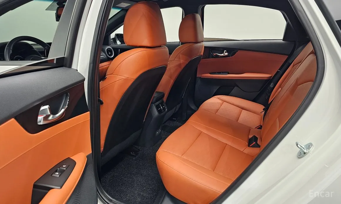 Фото 11 - Kia K3