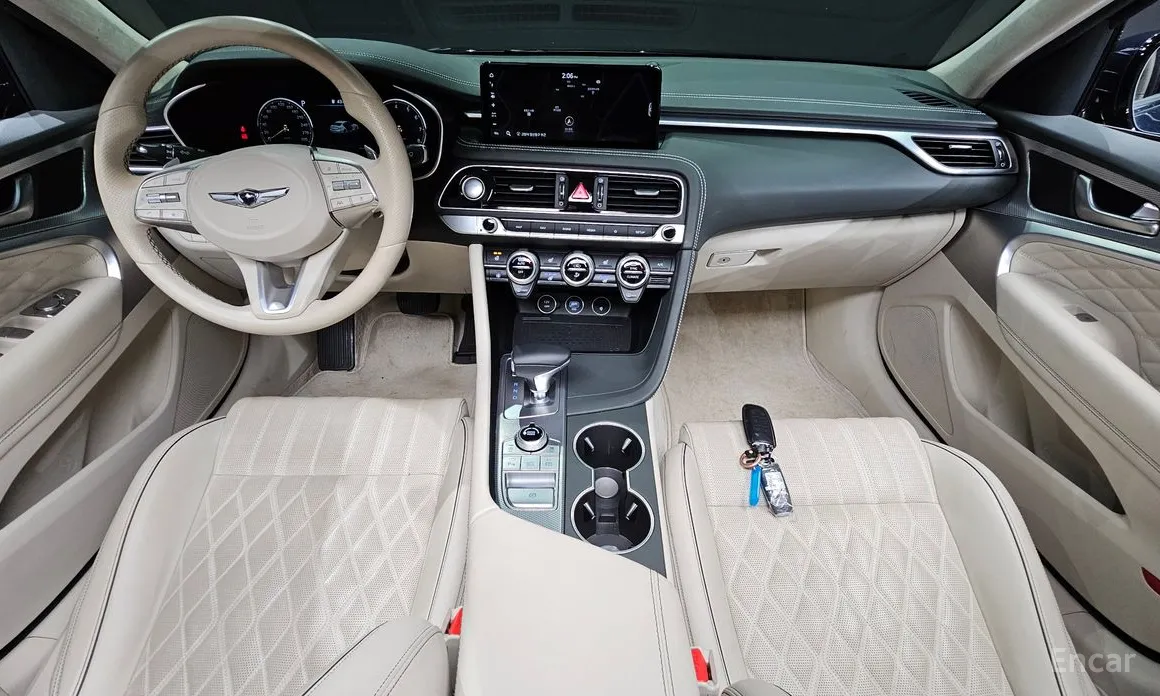 Фото 7 - Genesis G70