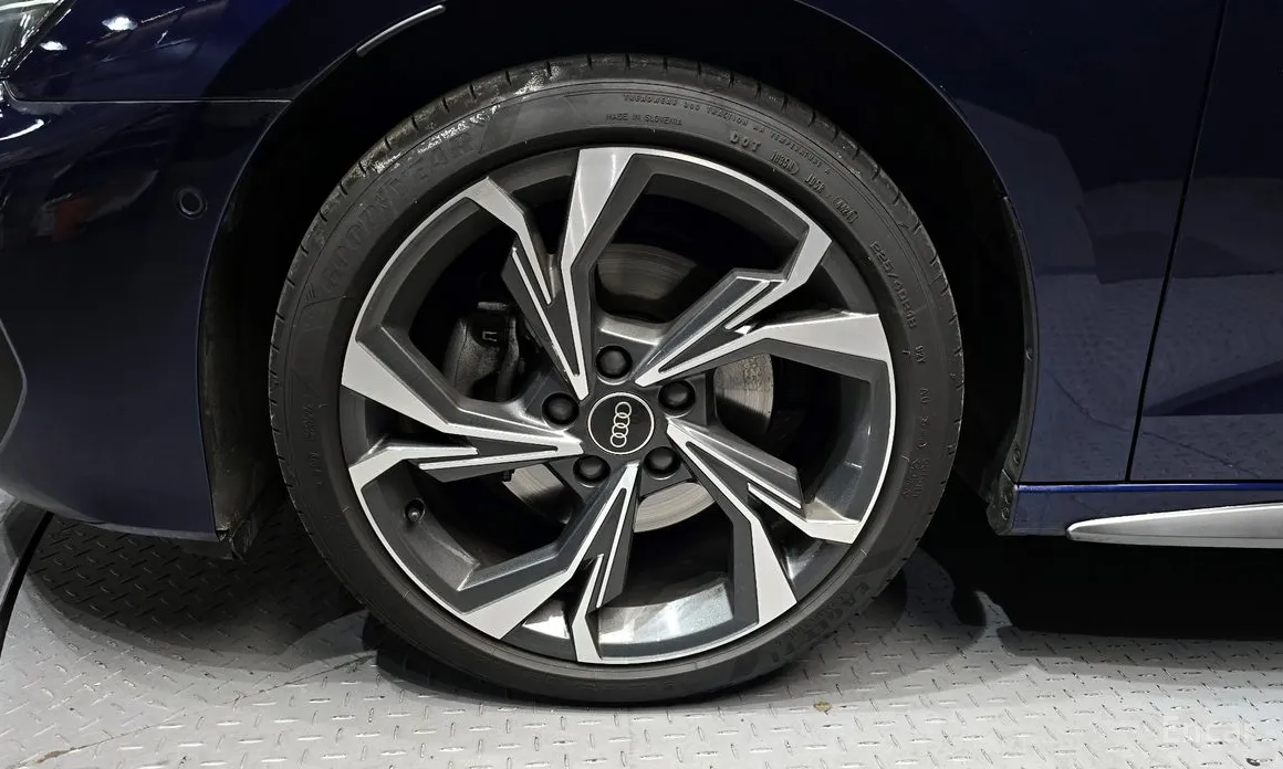 Фото 5 - Audi A3